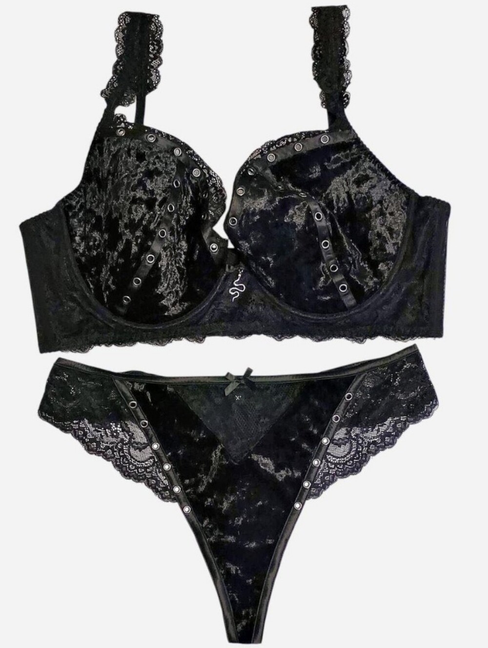 Killstar Sacred SpiritsVelvet Bra & Panty Set Grommet & Lace Detail Snake
